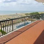 Il Panfilo Sul Mare Lido di Jesolo