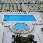 Il Panfilo Sul Mare Lido di Jesolo